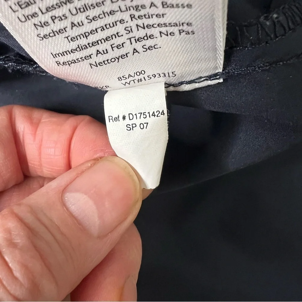 ! Eddie Bauer Wind Jacket